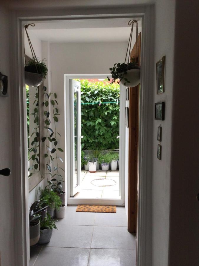 Bed and Breakfast Garden Flat 1 Llandudno Exterior foto